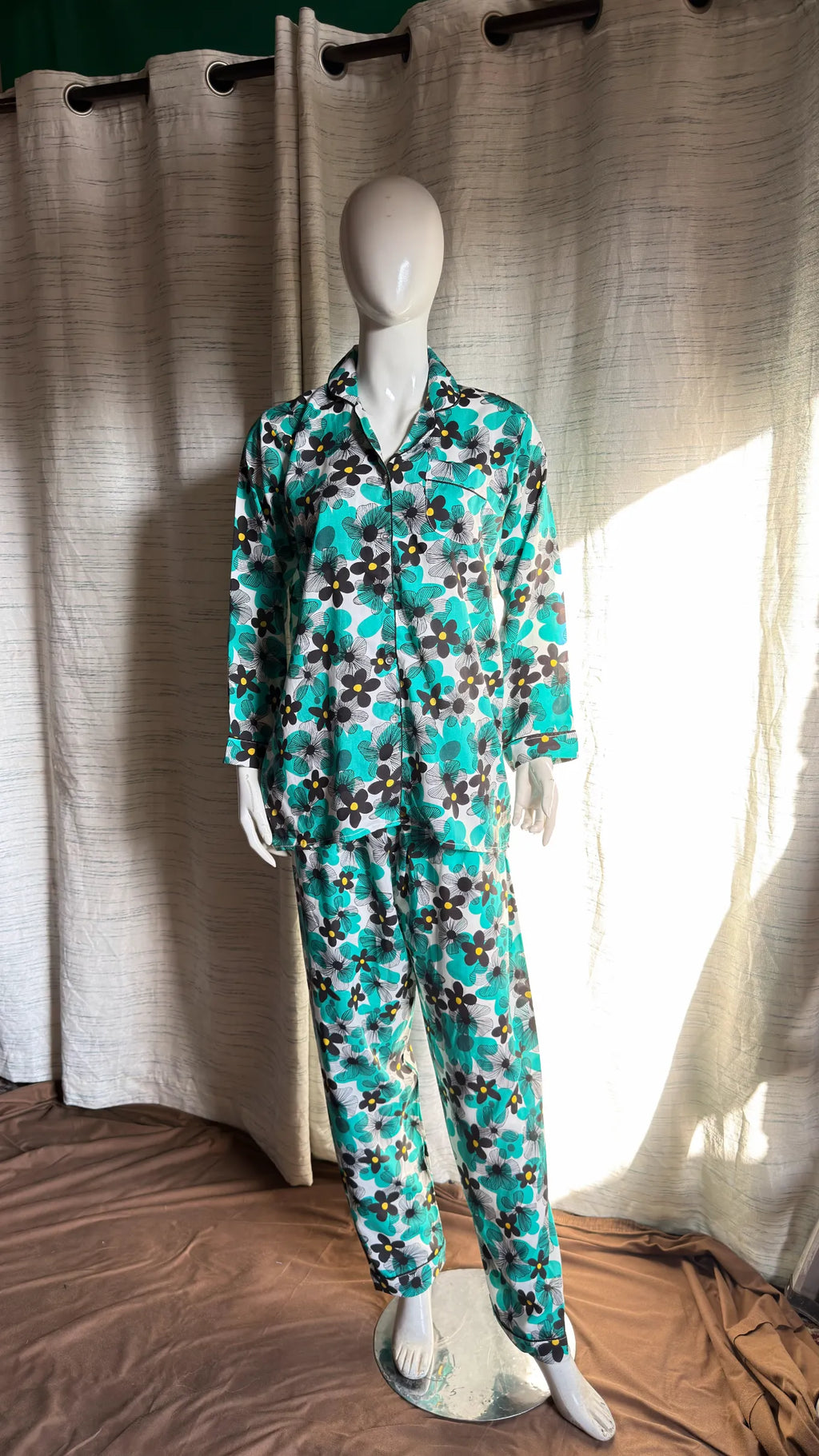 Teal floral