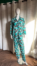 Teal floral
